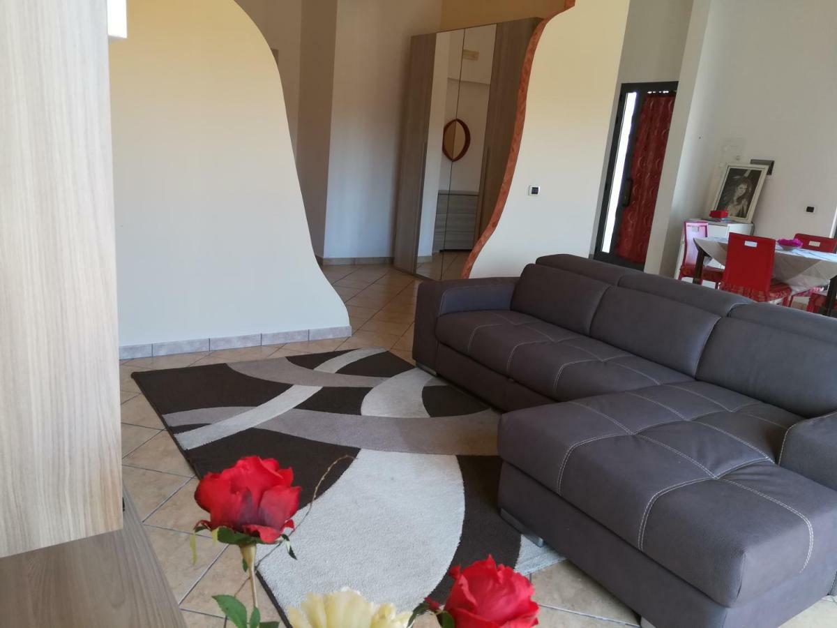 فيلا Dolce Casa Sara Collemeto المظهر الخارجي الصورة